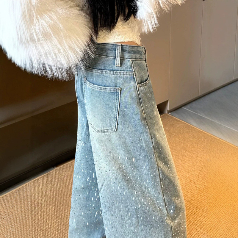 American-Style Rhinestone Wide-Leg Jeans for Women, New Spring Collection, Plus-Size, High-Waisted, Loose Fit, Slimming Straight-Leg Pants American-Style Rhinestone Wide-Leg Jeans for Women, New Spring Collection, Plus-Size, High-Waisted, Loose Fit, Slimming Straight-Leg Pants