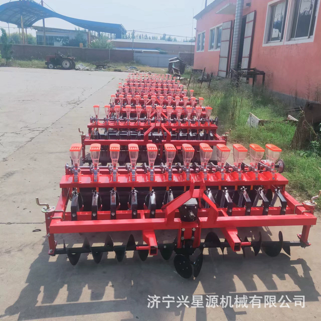 Растительный сеялка люцерна цветочные семена задний трактор сеялка