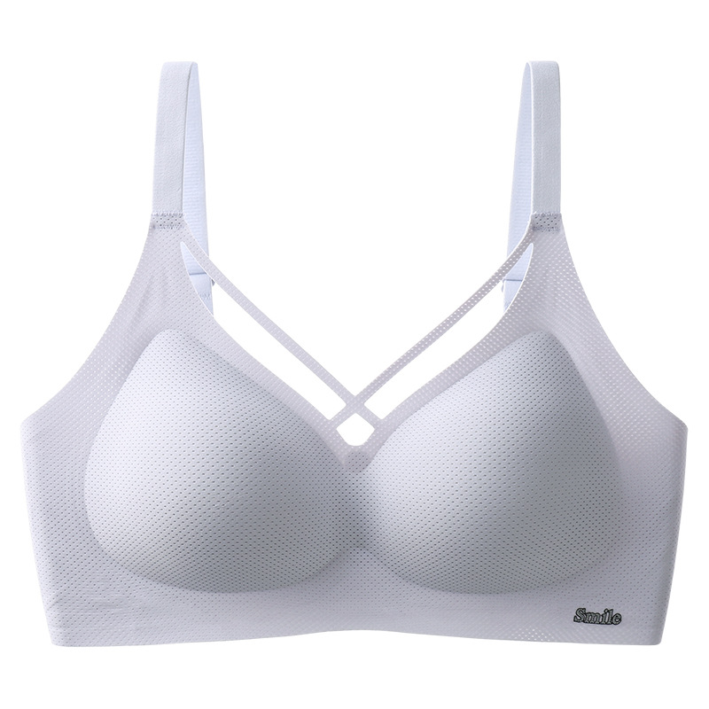 Venta directa de fábrica Comercio electrónico transfronterizo Sudeste de Asia Vietnam Tailandia Ladies Taza transpirable ultrafina reunidas Sujetador Tovin