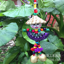 云南民族风工艺饰品 东巴挂件风铃 铜铃车饰品 稻草人工艺挂件