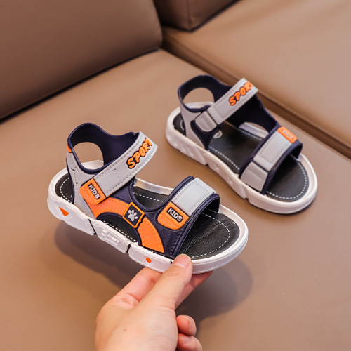 Wholesale street stall sandals for boys new summer cartoon soft bottom non-slip fashion student beach sandals for boys and girls