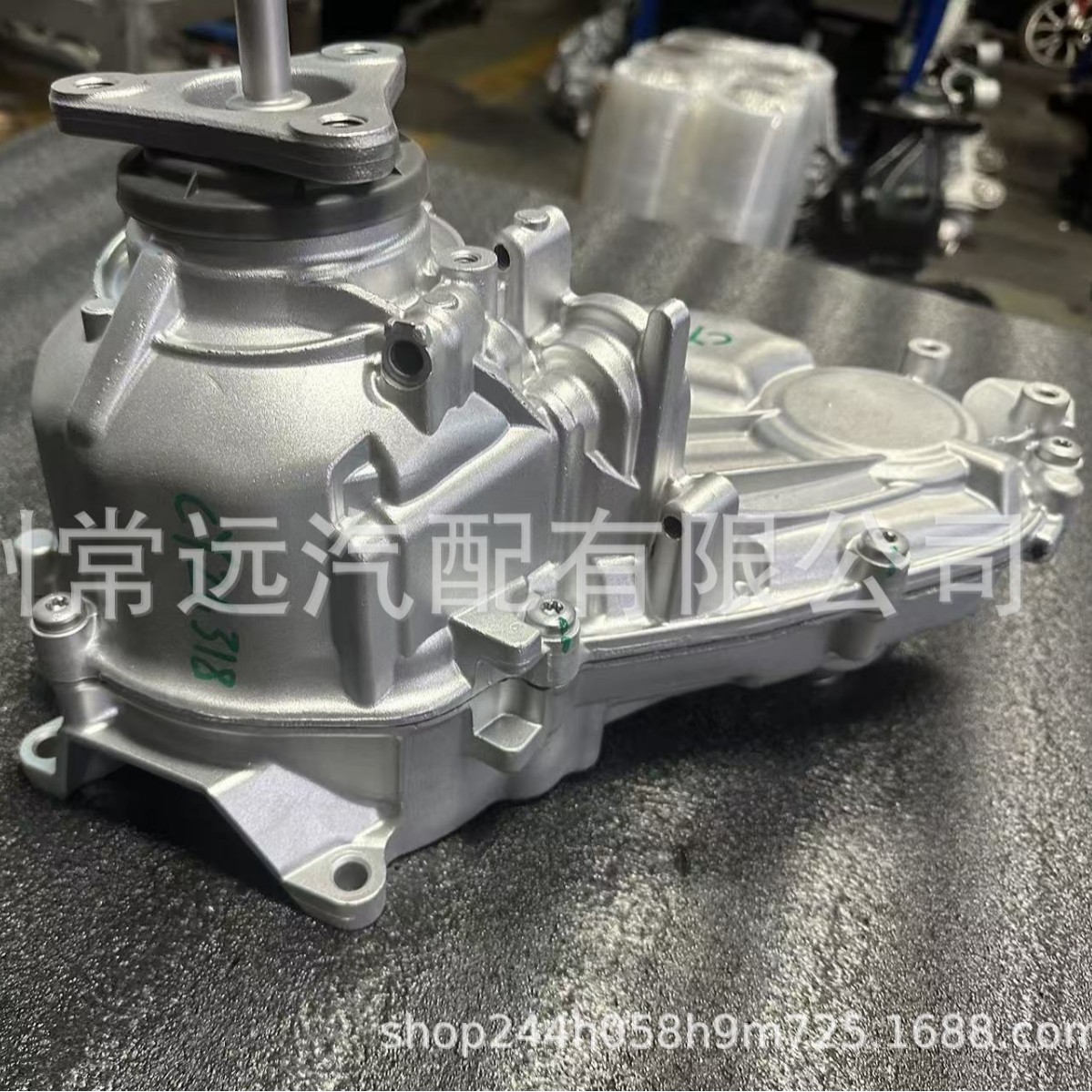 Suitable for Bmw X5 X6 Car Chassis Transmission System Small Displacement Transfer Case 27107643758 Spare Parts
