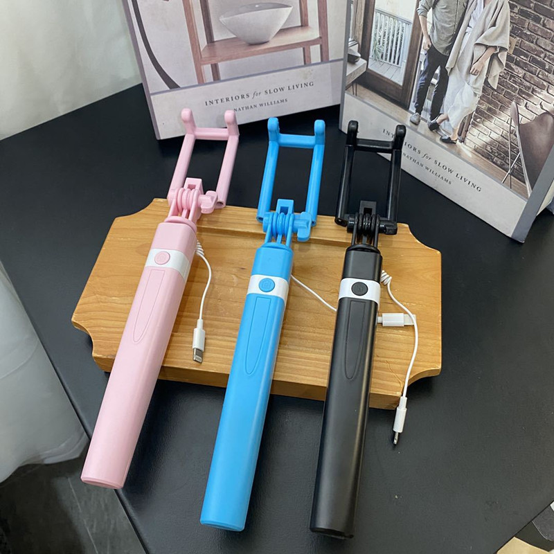 Teléfono móvil selfie Stick para Android Apple Control de alambre 3,5 typec interfaz telescópica plegable selfie artefacto al por mayor