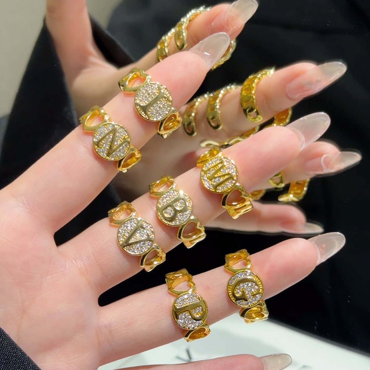 新款欧美风跨境货源专供26个英文字母戒指气质金色女生高级感指环