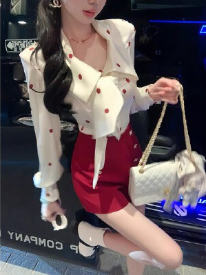 雅乔甜酒波尔卡法式复古修身长袖波点衬衫+西装短裤两件套装|undefined
