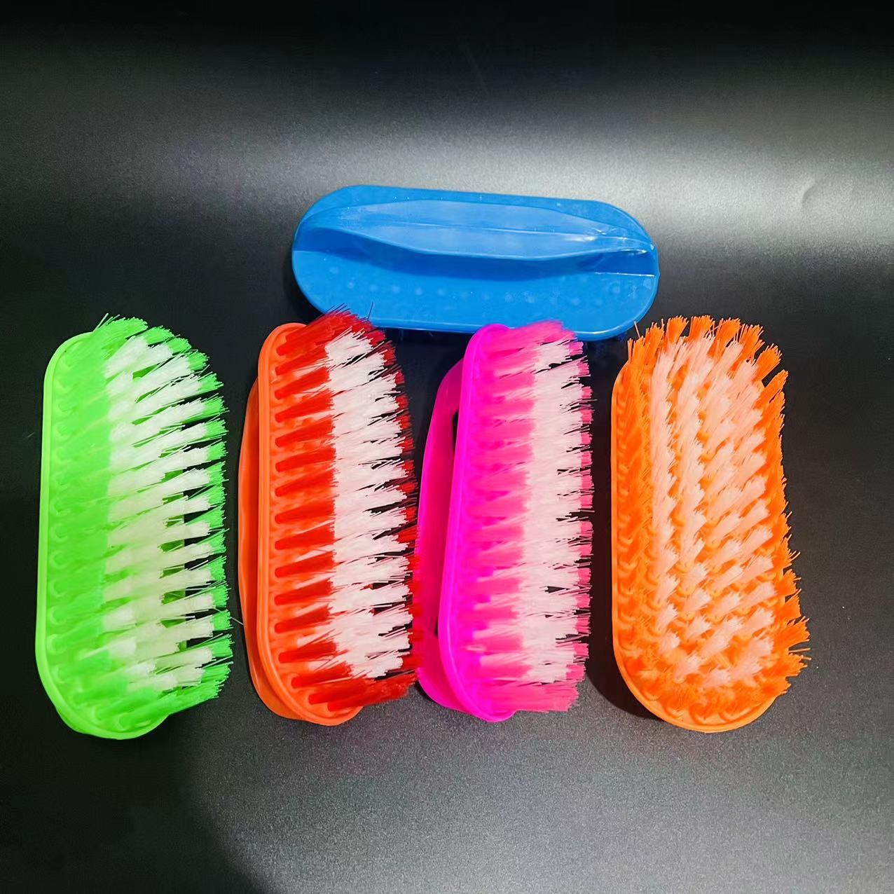 One Yuan, Two Yuan Plastic Large Laundry Brush, Shoe Brush, Hand-Held Square Brush, Plastic Brush, Large Square Brush for Home Use