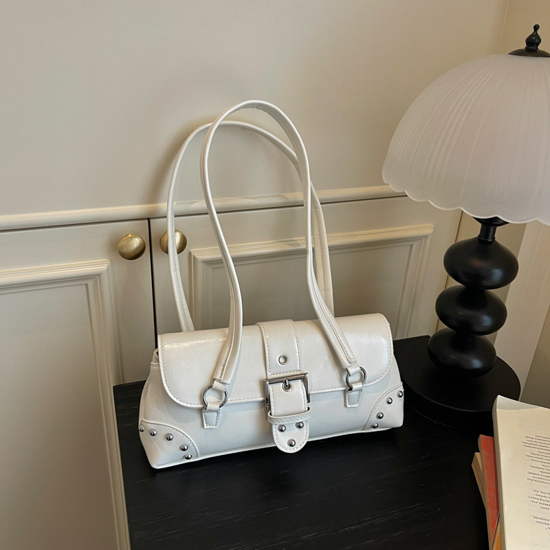 2026 Summer New Style Personalized Trendy Underarm Bag Fashionable Shoulder Bag Casual Textured Stylish Rivet Women's Bag