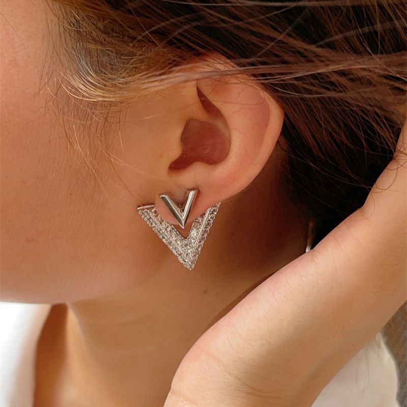 1 Pair Basic Classic Style Letter Plating Inlay Copper Zircon Ear Studs display picture 2