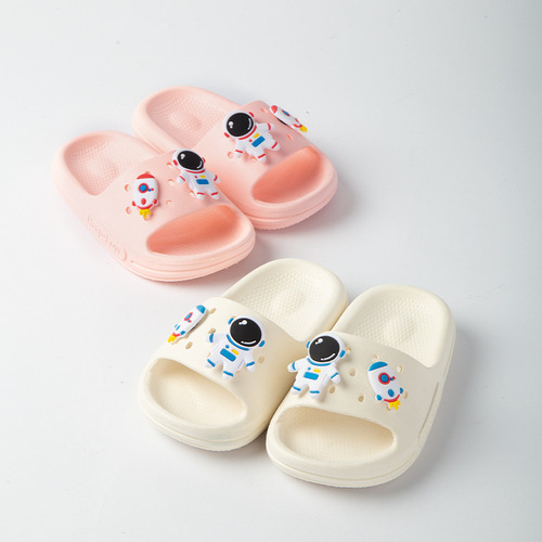 Astronaut children's slippers summer boys non-slip girls cartoon children's baby slippers cute hole shoes