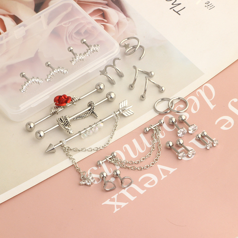 Pointed titanium steel lip stud product view