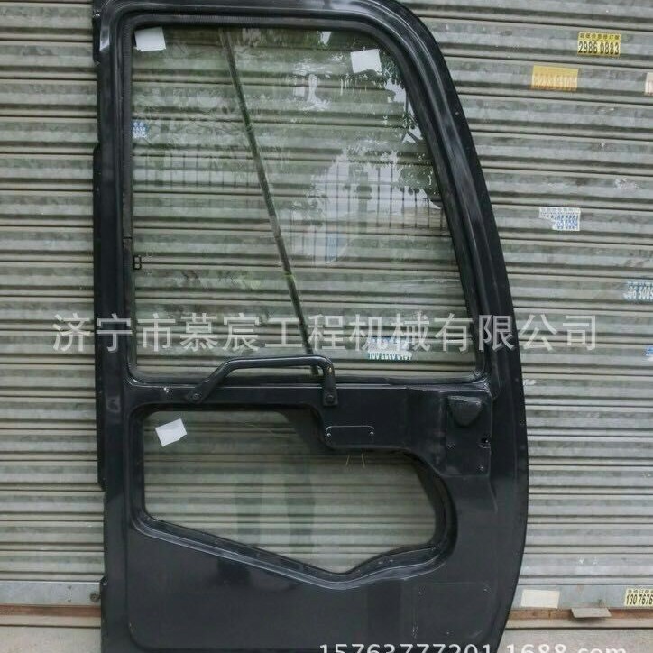 供应日历-3电喷驾驶室边门 挖掘机驾驶室欢迎订购
