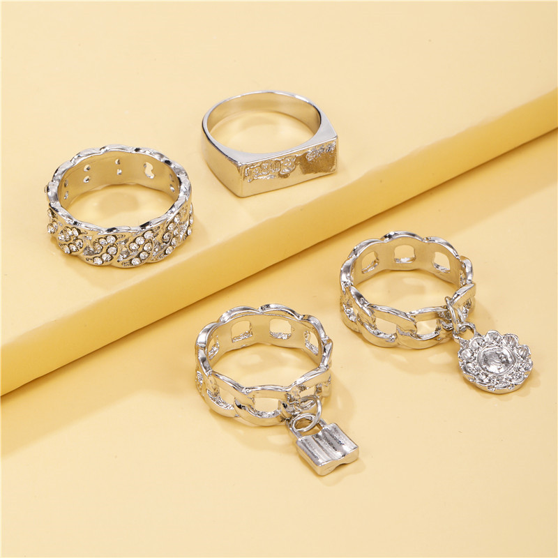 Creative Micro-inlaid Rhinestone Lock Flower Rings Set display picture 7