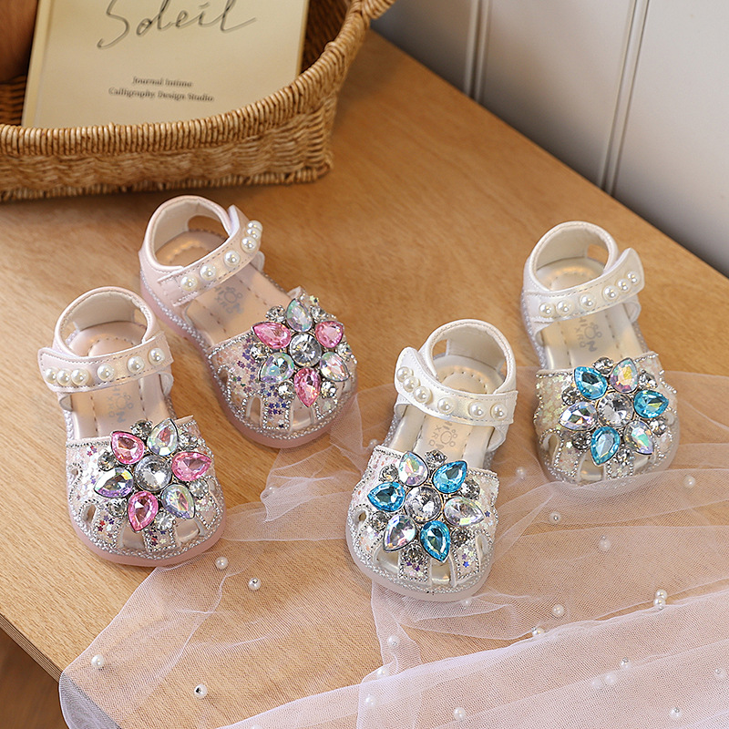 Children's summer sandals with rhinestones for students for early…