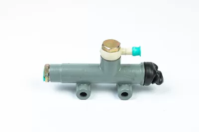 Other brake systems Three-Wheel and Four-Wheel Vehicle Oil - zs-master-pump