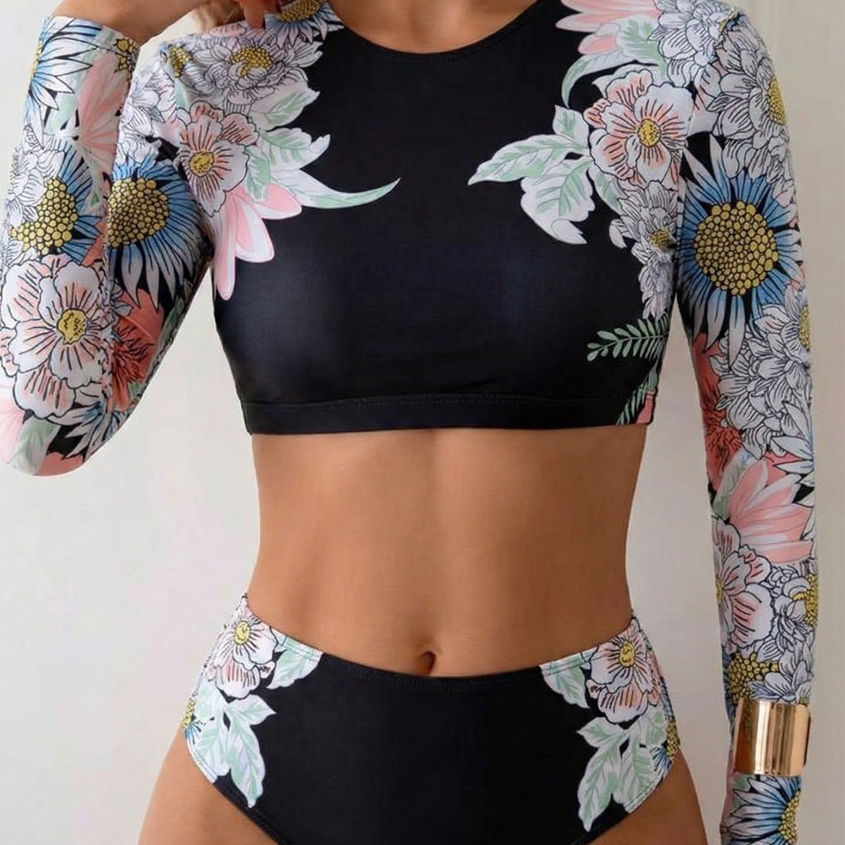 Completo bikini floreale a maniche lunghe da donna – Maglietta protettiva a collo alto e slip da bagno – Costume da bagno con protezione UV_voghion.com