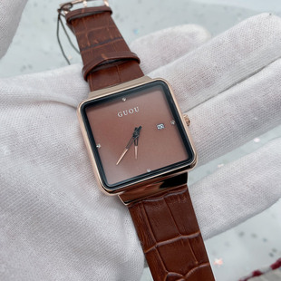 ���GUOU�ŚW�ֱ�Ů��ƤƤ���՚vŮʿС����ˮ�r�з���ʯӢ�ֱ�Ů