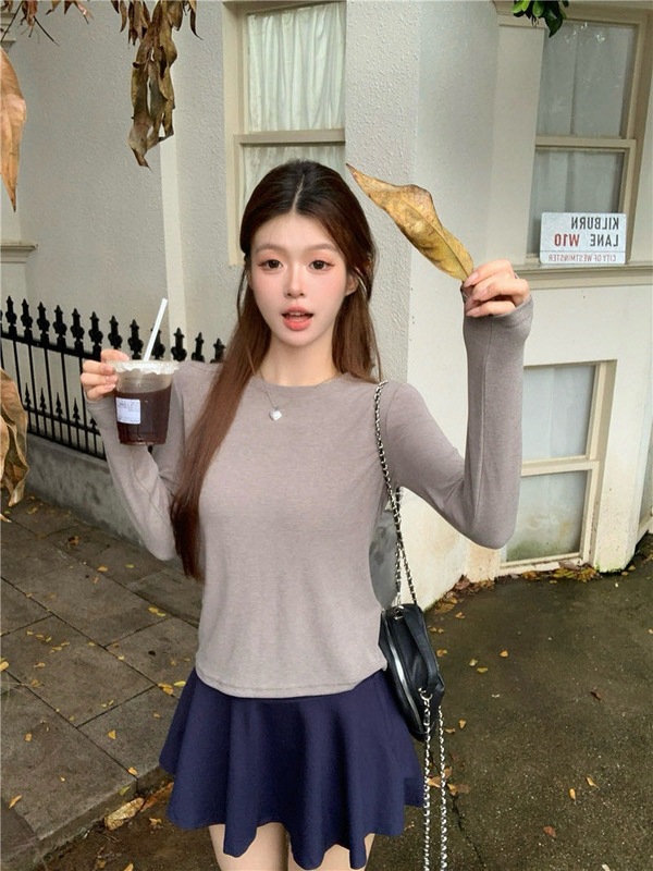 2025年秋季软糯舒适圆领长袖T恤女纯色宽松人棉休闲打底衫女|undefined