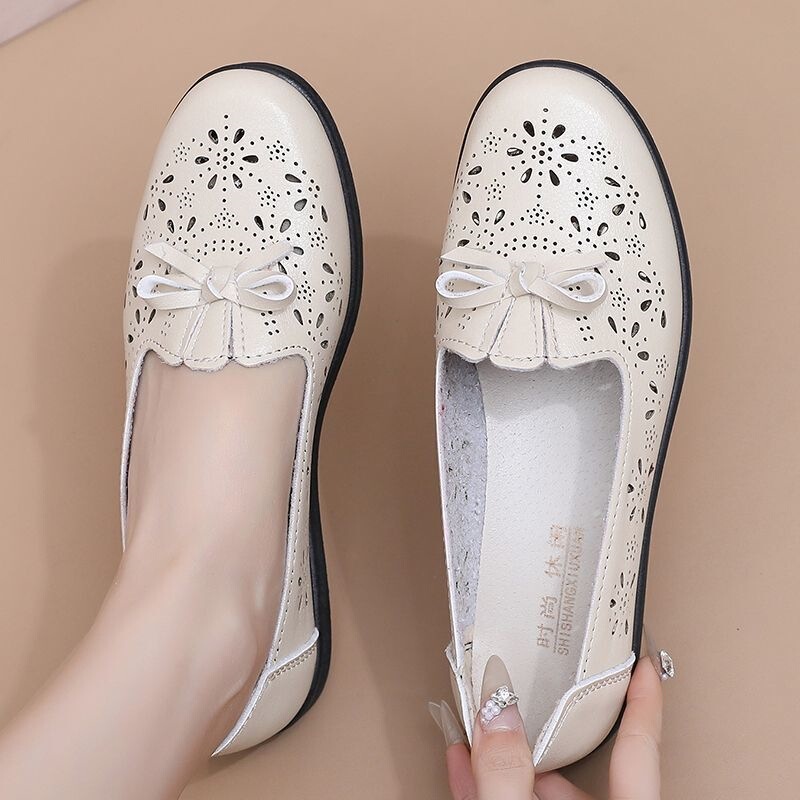 Genuine Leather Soft-Soled Mom Shoes, Sandals, Flat-Soled Shoes for Middle-Aged and Elderly Women, Non-Slip Comfortable Women's Shoes, Summer Single Shoes