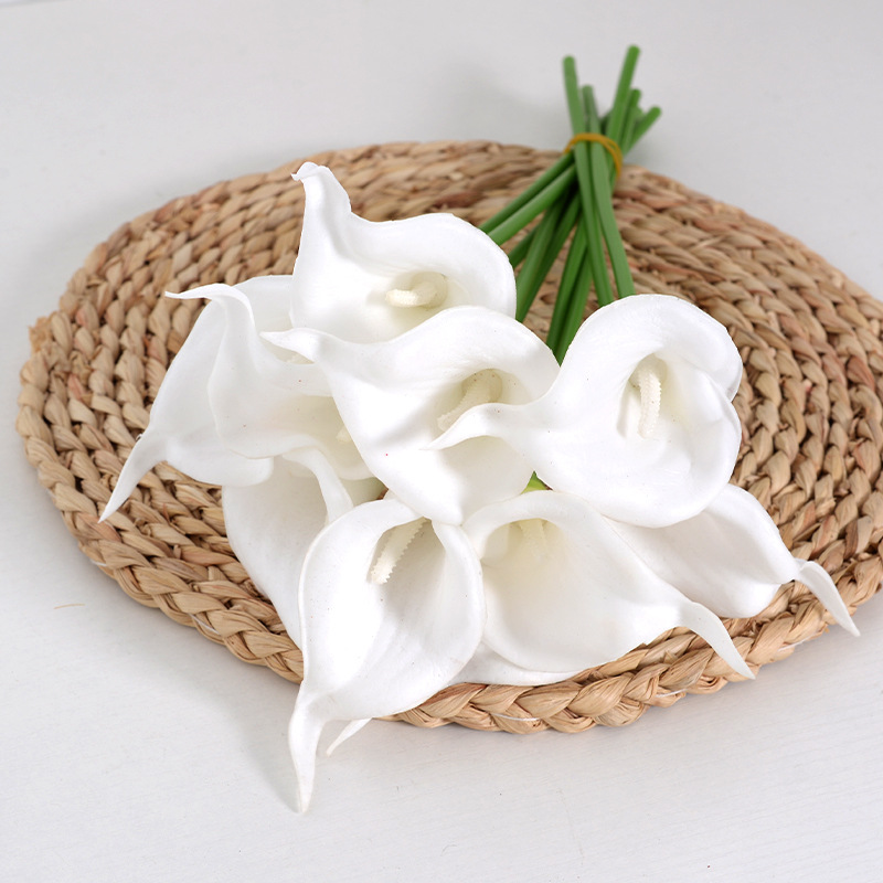 Artificial pu mini Calla Lily boda fotografía decoración del hogar mano-sensación flor falsa fábrica al por mayor