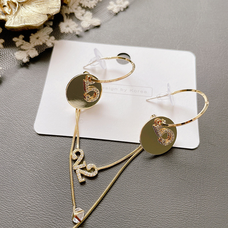 Micro-inlaid Alloy Long Earrings display picture 4