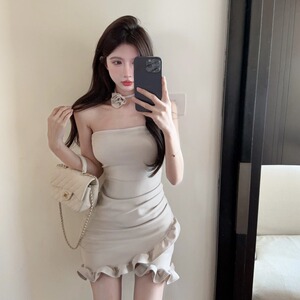 Strapless ruffled three-dimensional flower collar wrapped chest short skirt slim fit and buttocks wrapped dress