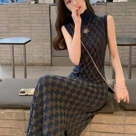 2026新款夏季女装设计感法式复古高级轻奢时尚名媛无袖长款连衣裙