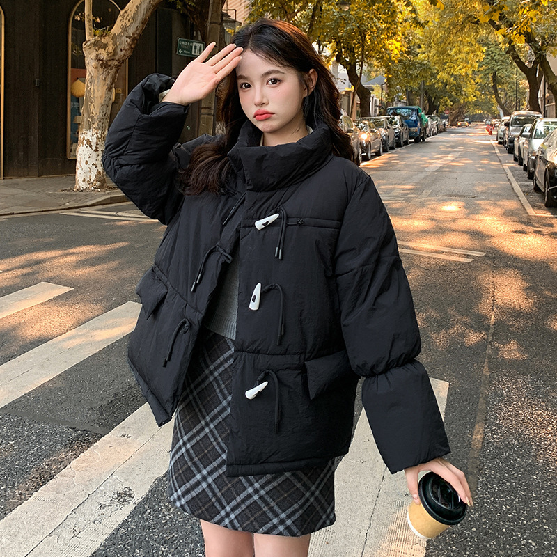 검은색