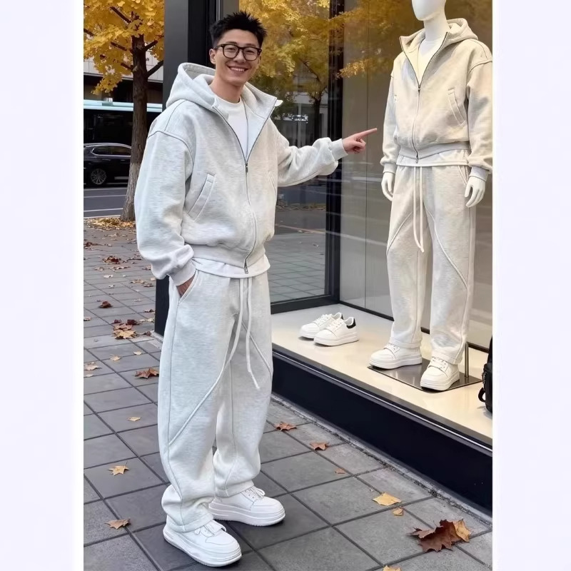 High-End Fleece-Lined Casual Sports Suit for Men, Loose-Fitting Hooded Jacket, Sweatshirt and Sweatpants Two-Piece Set High-End Fleece-Lined Casual Sports Suit for Men, Loose-Fitting Hooded Jacket, Sweatshirt and Sweatpants Two-Piece Set