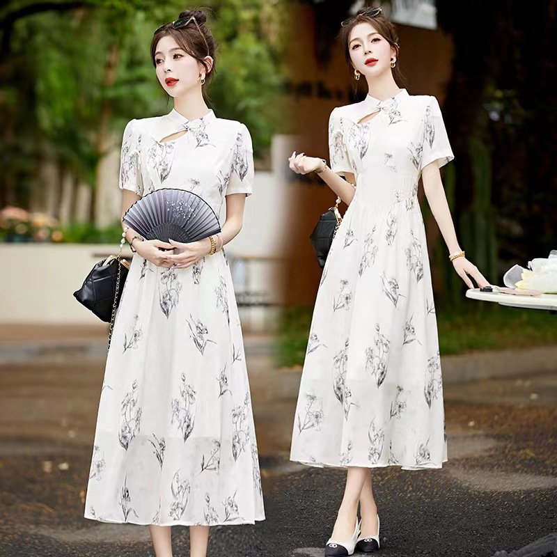 新中式国风连衣裙2024夏季新款高端精致气质仙女白色碎花改良旗袍