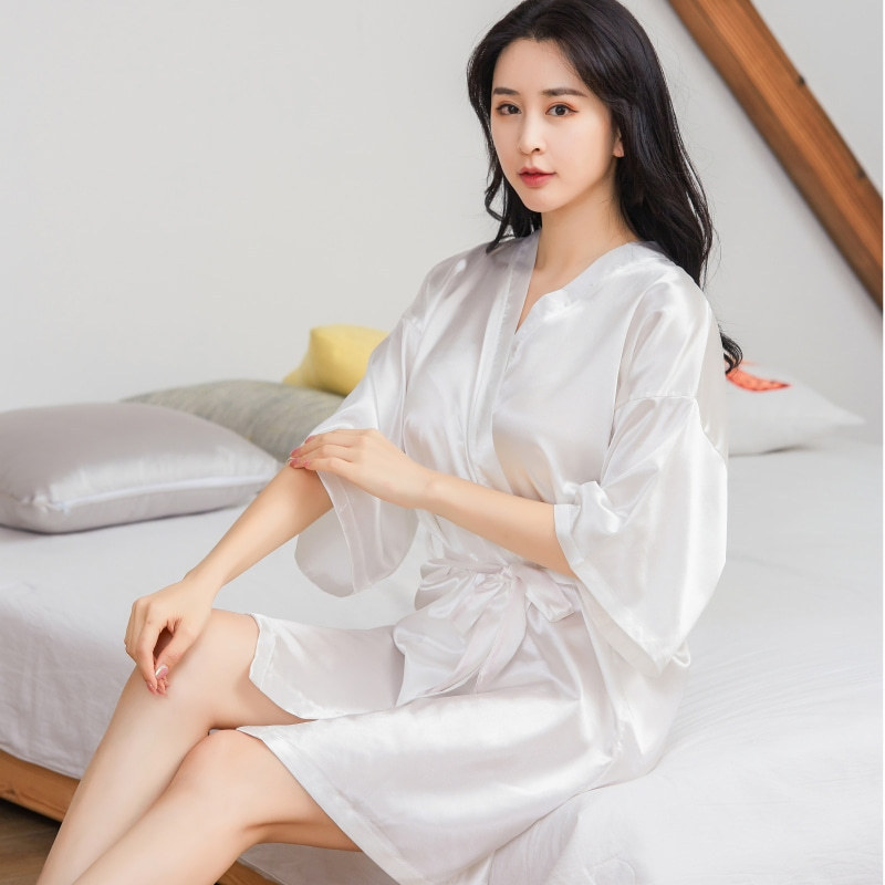 Cross-Border Imitation Silk Nightgown Women's Kimono European and American Fashion Bridal Dressing Gown Thin Home Clothes Sexy Women's Bathrobe Cross-Border Imitation Silk Nightgown Women's Kimono European and American Fashion Bridal Dressing Gown Thin Home Clothes Sexy Women's Bathrobe