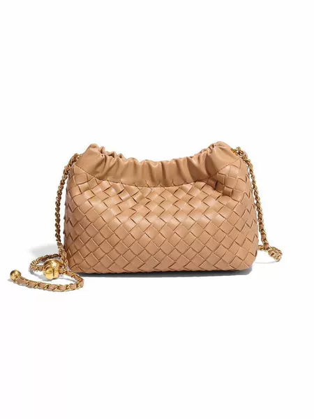 2025 Fully Hand-Woven Cloud Bag, Small Chanel-Style Chain Crossbody Bag, Versatile Light Luxury Women's Bag, Fashionable Shoulder Bag