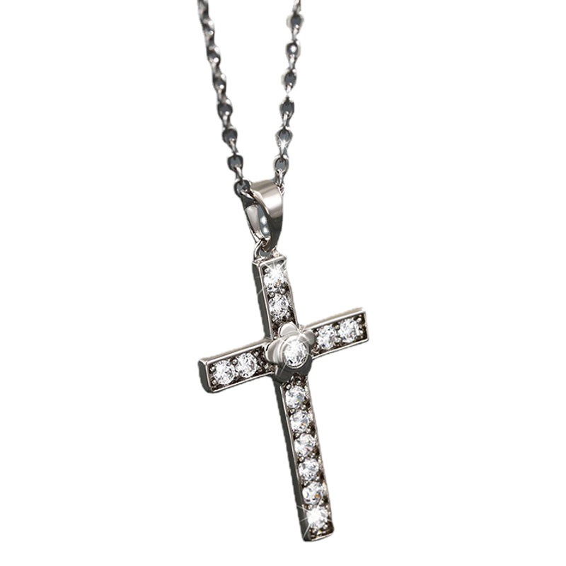 Xupe joyería micro incrustaciones de circonio Colgante Cruz luz femenina de lujo simple personalidad estilo frío COLLAR COLGANTE accesorios masculinos