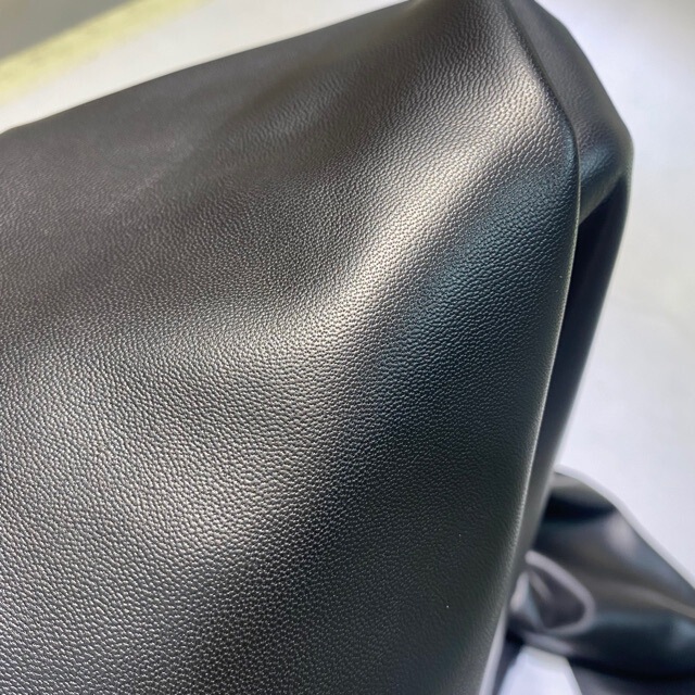 0.8-1.0mm whole sheepskin leather top layer sheepskin leather clothing fabric handbag material shoe material leather goods 0.8-1.0mm whole sheepskin leather top layer sheepskin leather clothing fabric handbag material shoe material leather goods