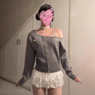 �nϵ�Շ��л�ɫ���c�L��ᘿ���Ů�＾�����@�݃ȴ�б�I¶������