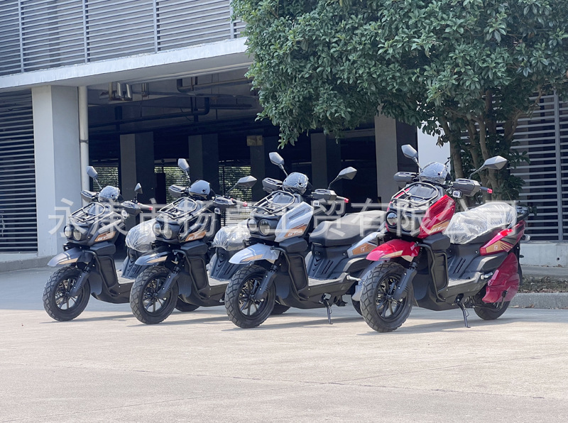 Qijue Tank Electric Motorcycle 72V Lithium Battery Electric Scooter Russian Gt Electric Scooter Wholesale
