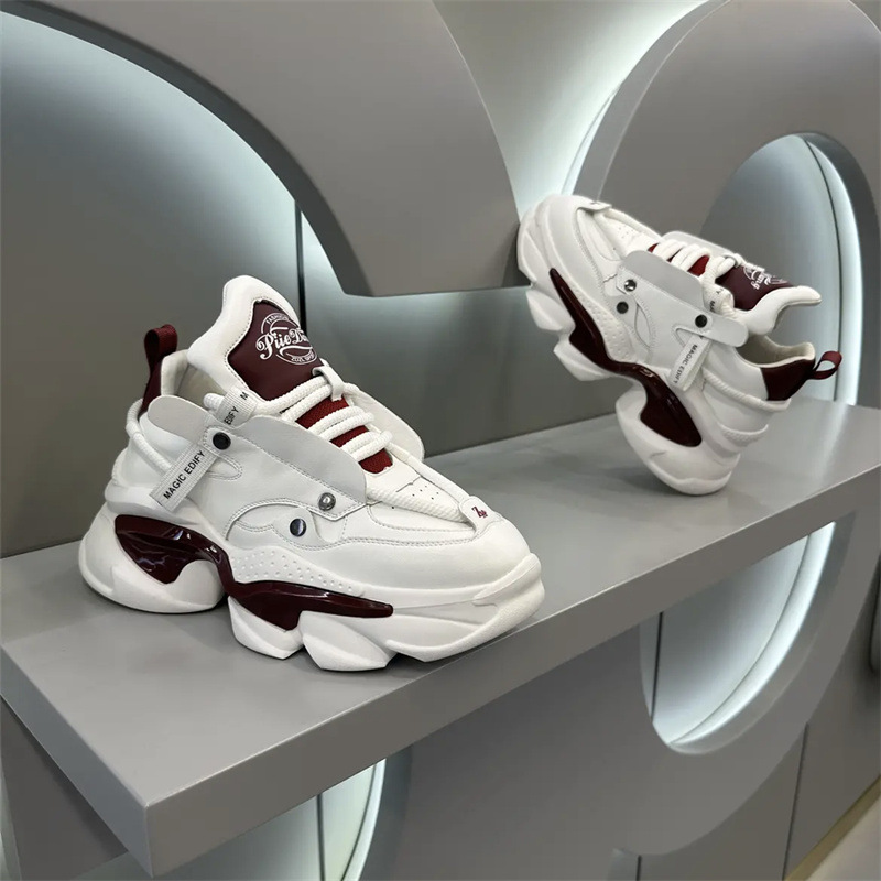 Herrenschuhe im neuen Stil, Oldtimer-Mode, Sommerschuhe in großen Größen, trendige Markenschuhe, grenzüberschreitende Direktlieferung, europäische Herrenschuhe_voghion.com