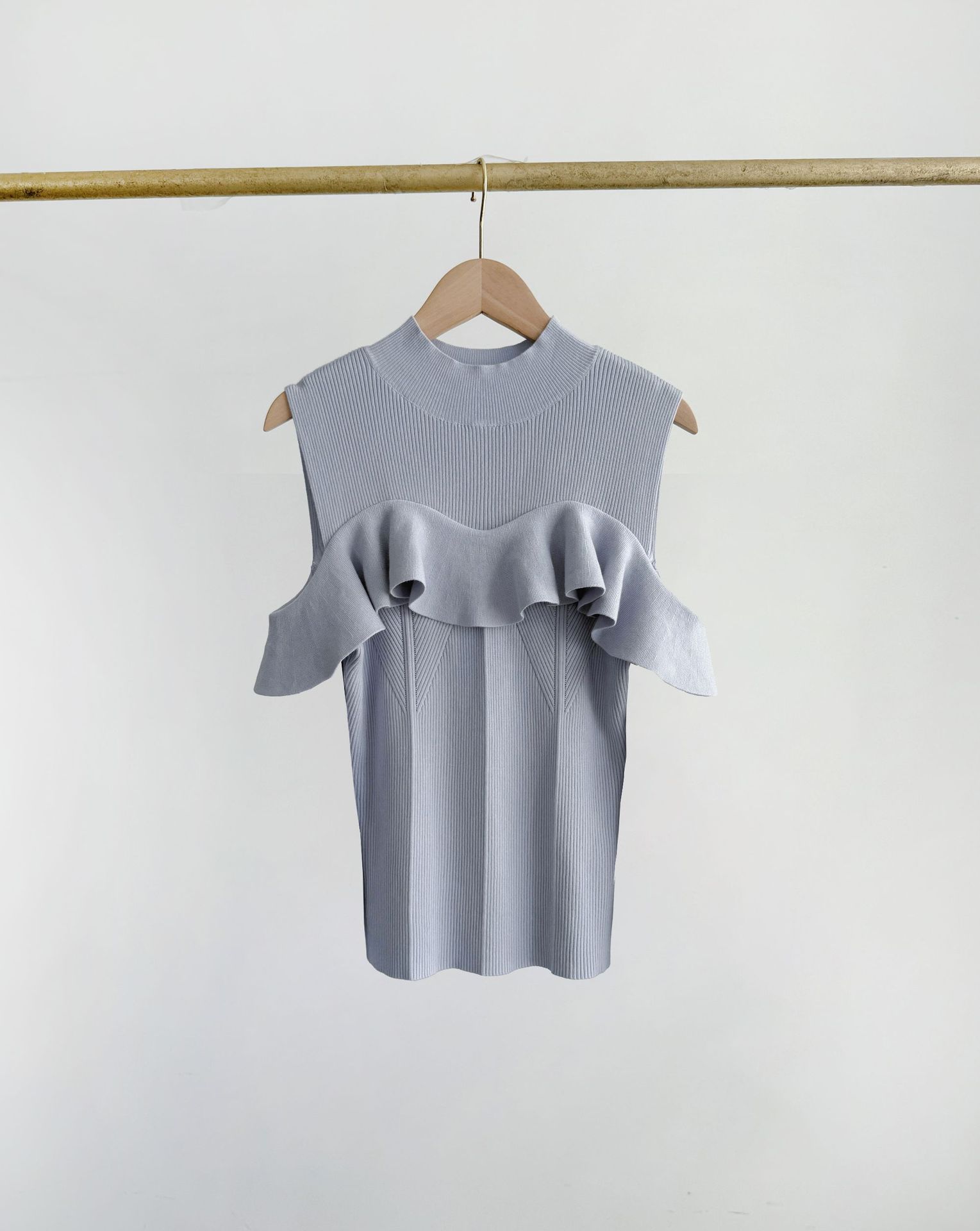 【慧琳】国境を越えた日系2023春夏半高襟ハスの葉の縁に肩を出したニットウェア23B041/24B125