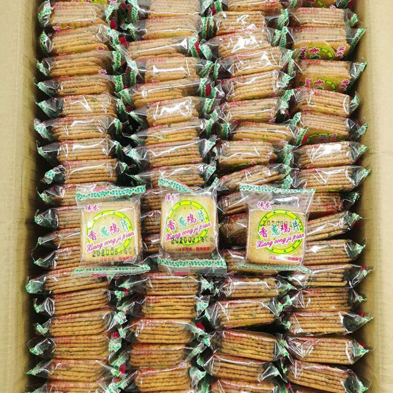 伟龙饼干500g休闲整箱零食排骨味批发代发追剧韧性饼香葱鸡片小吃
