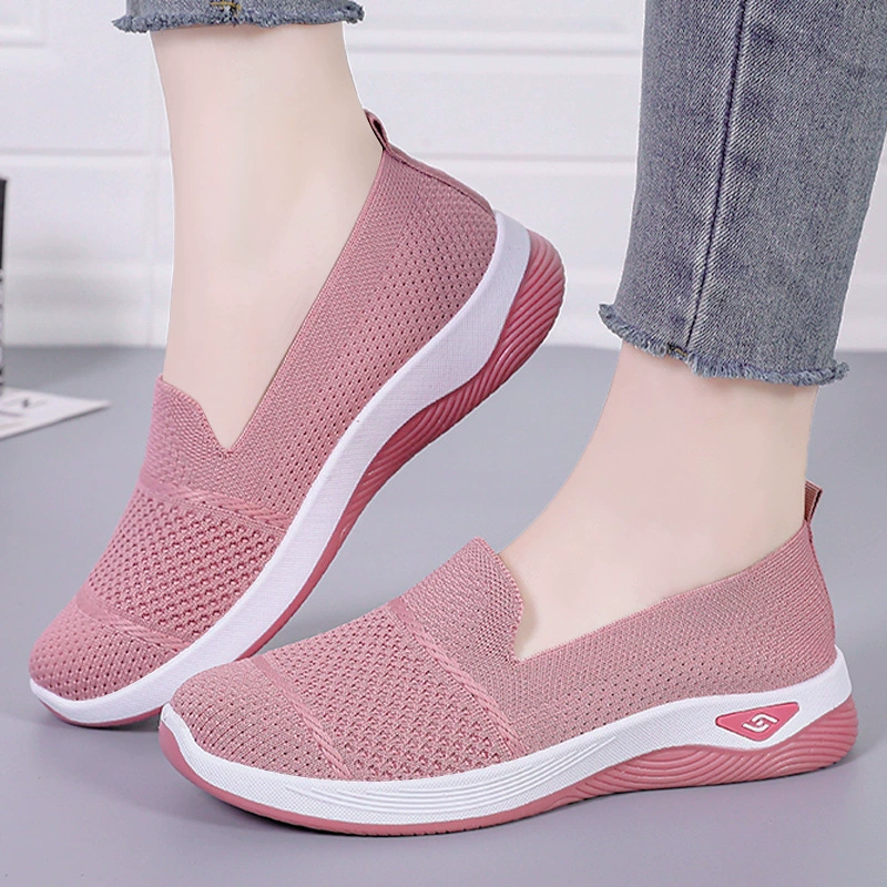 Туфли женские трансграничные женские туфли TEMU на одной ноге, старые тканевые туфли в Пекине, обувь для мам среднего и пожилого возраста, дышащая повседневная обувь с летающей вязкой