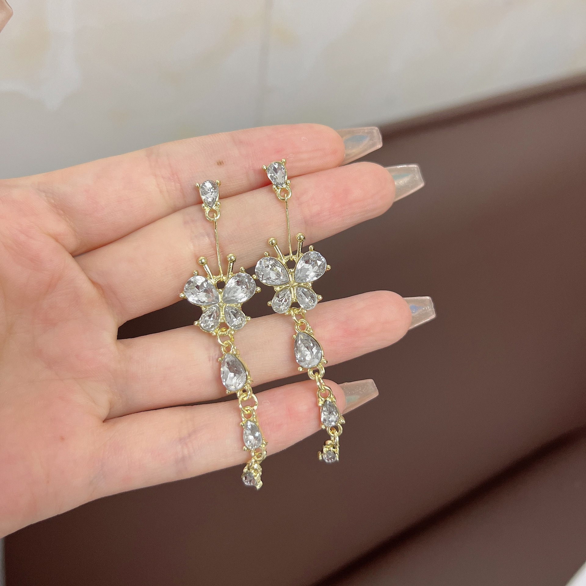 E3239 gold white