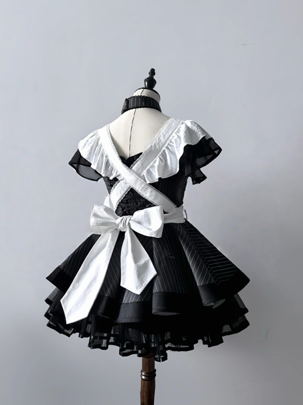 レトロな黒と白のストライプロリータメイド服サブカルチャー日本のかわいいエプロンスーツコスプレドレス|undefined