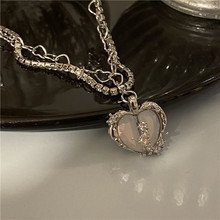 韩国小众设计感水钻爱心链条缠绕锁骨链冷淡毛衣链复古百搭项链女