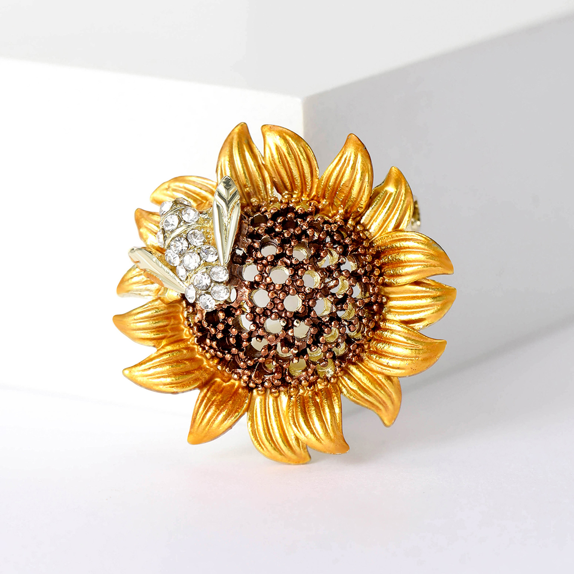 12g Weight Brooches Classification Holiday Occasion Cute Pin Flower Alloy Enamel Women's Brooches