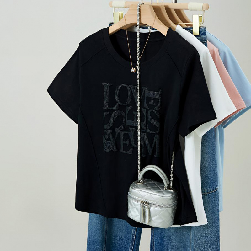 Sequin embroidery + back collar, pure cotton, 2026 new style embroidered plus-size T-shirt for women, fashionable casual solid color