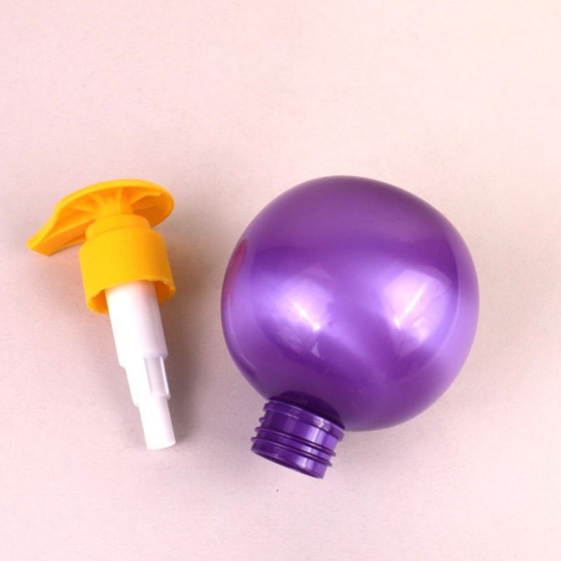 圆球形按压瓶3