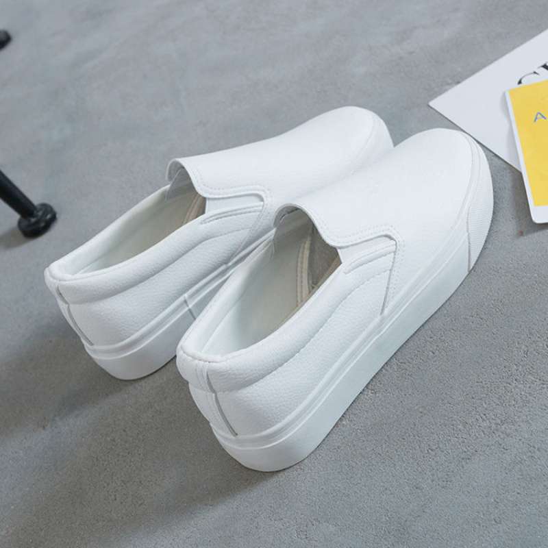 2025 otoño nuevo estilo blanco casual de un pie zapatos de mujer de fondo grueso estilo occidental amor zapatos blancos perezosos