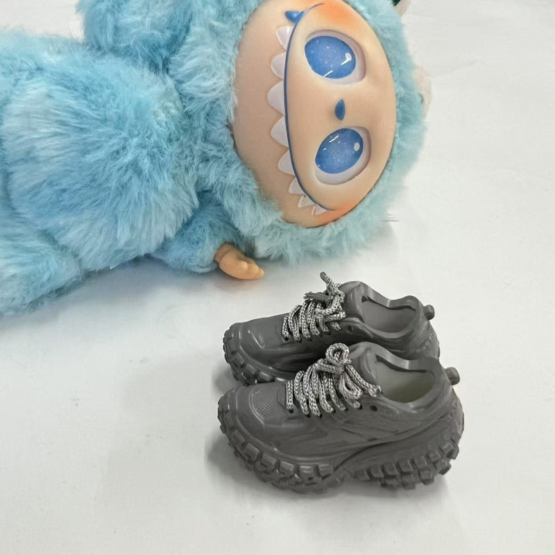 LABUBU Zapatos Rabu Ropa de bebé 17cm felpa vinilo bolso de muñeca colgante para zapatos desnudos caja ciega