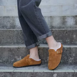 女式休闲单鞋;女式皮靴;平底拖鞋