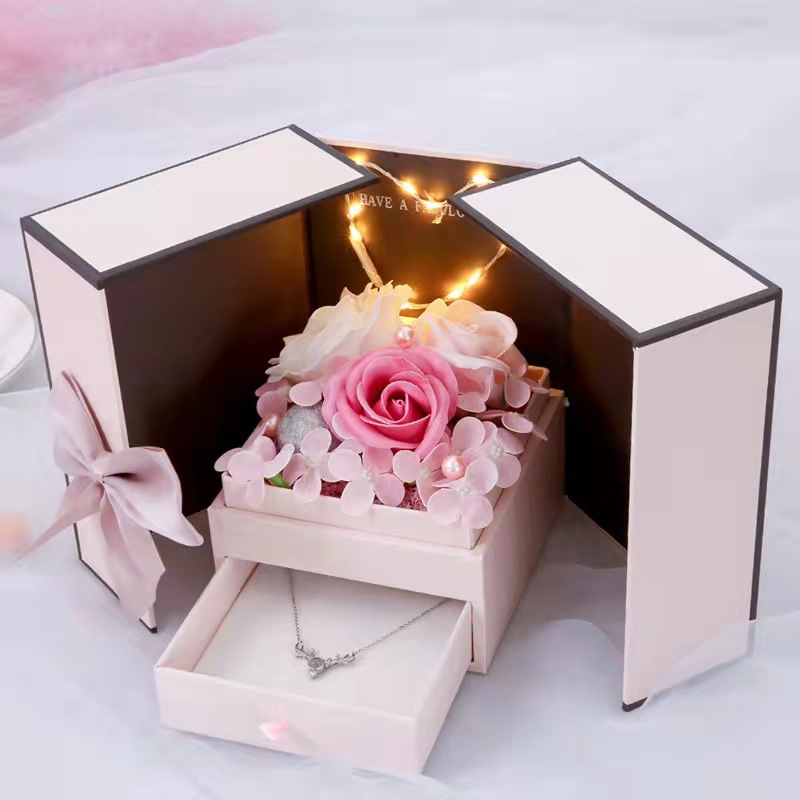 520 Regalo del Día de San Valentín caja de cajón de doble puerta caja de regalo de collar de flores de jabón rosa caja de regalo de flores eternas de ciervo