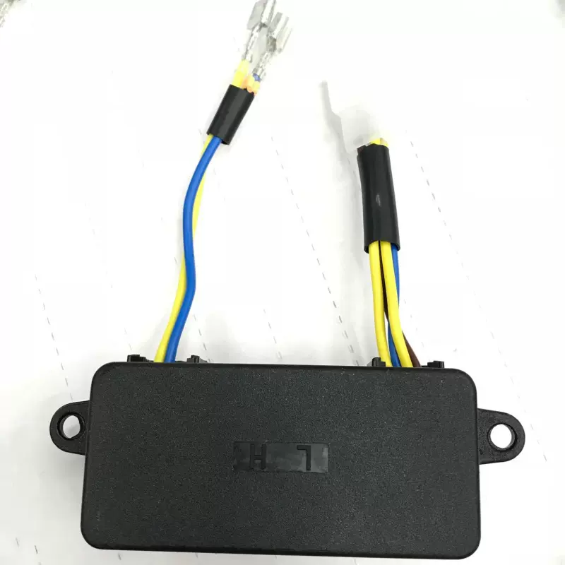 汽油发电机配件2千瓦调压器 3kw 调节器 稳压器 AVR好品质